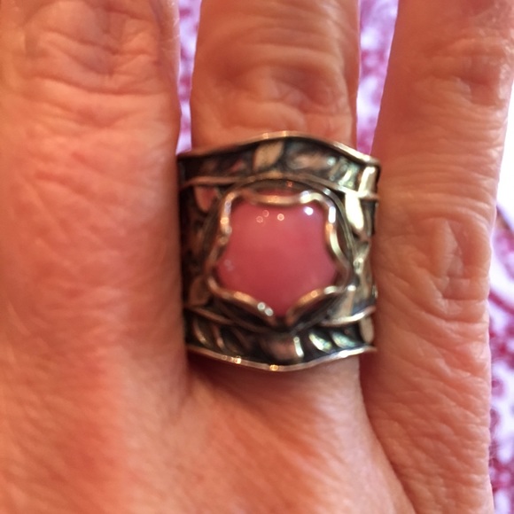 Silver ring with pink stone size 5 - Picture 2 of 7